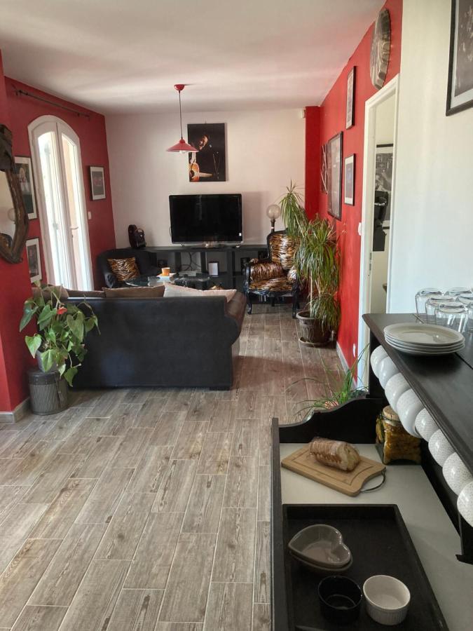 Bed and Breakfast La Calanq'Aise Marsella Exterior foto